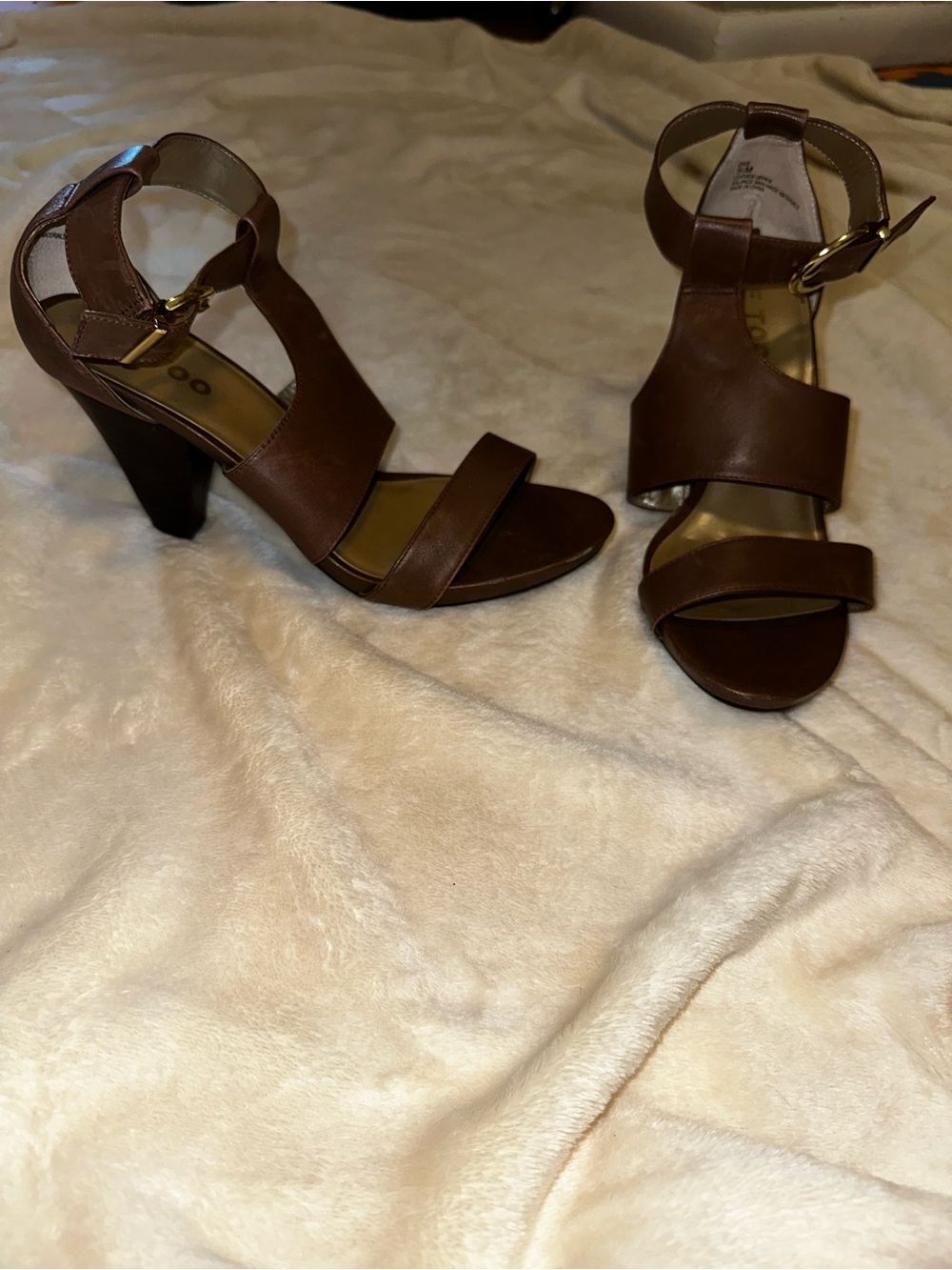 me too Brown Strappy High Heel Sandals